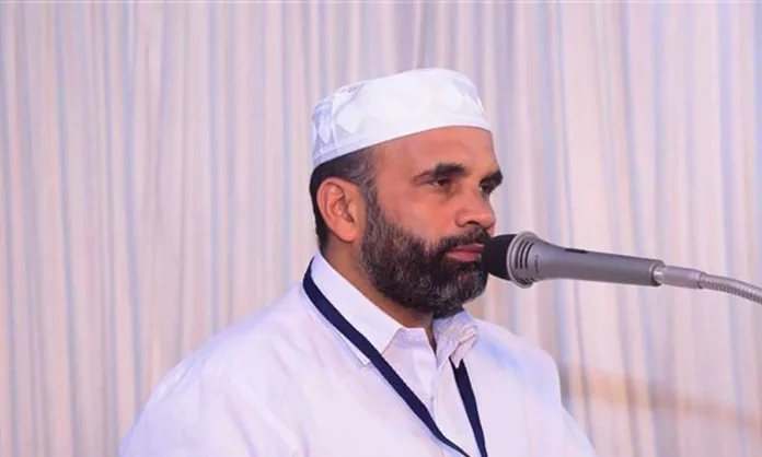 1458197-nasar-faisy-koodathai