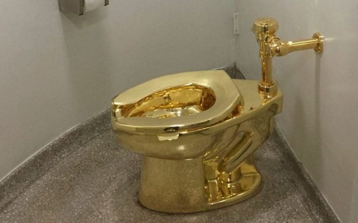 gold-toilet
