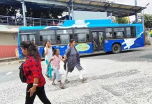 ക്രിസ്മസ് അവധിക്ക് നാട്ടിലെത്താൻ കൊള്ളനിരക്ക്; നിരക്ക് കുത്തനെ കൂട്ടി സ്വകാര്യ ബസുകൾ