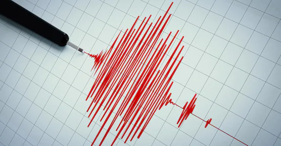 earthquake-strikes-near-saudi-uae-border (1)
