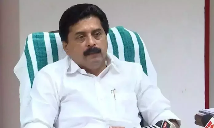 2527120-1571637-roshy-augustine