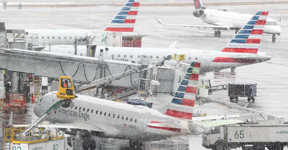 snowstorm-usa-flight