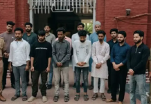 ഇഫ്താറിന് ഗംഗാനദി തീരത്ത് ബിരിയാണി കഴിച്ചു; മതവികാരം വ്രണപ്പെട്ടെന്ന് യുവമോര്ച്ച; 14 മുസ്ലിം യുവാക്കളെ അറസ്റ്റ് ചെയ്തു