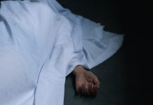 നിയന്ത്രണം വിട്ട ബൈക്ക് മതിലിൽ ഇടിച്ചു മറിഞ്ഞു, രണ്ടു യുവാക്കൾ മരിച്ചു