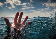 മത്സ്യബന്ധന ബോട്ട് മറിഞ്ഞ് ഒരാള് മരിച്ചു; അഞ്ചു പേരെ രക്ഷപ്പെടുത്തി