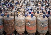 പാചകവാതക പ്രതിസന്ധി രൂക്ഷം; ഹോട്ടലുകൾക്കുള്ള വാണിജ്യ സിലിണ്ടർ വിതരണം നിർത്തി