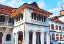 അമൂല്യ രത്നങ്ങളടക്കം 2 കോടിയുടെ ആഭരണം നഷ്ടമായി; കവടിയാർ കൊട്ടാരത്തിൽ വൻ കവർച്ച