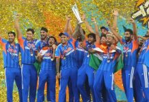 ലോകകപ്പ് നേടിയ ഇന്ത്യൻ ടീമിന് 131 കോടി രൂപ പാരിതോഷികം പ്രഖ്യാപിച്ച് ബി സി സി ഐ
