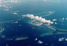 അമേരിക്ക ഇടഞ്ഞു, ചാഗോസ് ദ്വീപുകൾ മൗറീഷ്യസിന് തിരികെ നൽകാനുള്ള നിയമനിർമ്മാണം താൽക്കാലികമായി നിർത്തി വച്ച് ബ്രിട്ടൻ