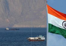 ‘അനുമതിയില്ലാതെ ഹോർമൂസ് കടക്കരുത്’; പശ്ചിമേഷ്യയിൽ തുടരുന്ന കപ്പലുകൾക്ക് മുന്നറിയിപ്പ് നൽകി ഇന്ത്യൻ നാവികസേന