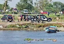 യമുന നദിയിലൂടെ ഭക്തരുമായി പോയ ബോട്ട് മുങ്ങി; യുപിയില് 10 പേര്ക്ക് ദാരുണാന്ത്യം