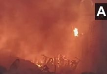 ഡൽഹിയിൽ തീപിടിത്തം; കുട്ടിയടക്കം മൂന്ന് പേർക്ക് ദാരുണാന്ത്യം