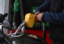 ഡീസലിന് 25 രൂപ കൂട്ടി; പെട്രോളിന് 7.4 രൂപയുടെ വര്ധനവ്; നയാരയ്ക്ക് പിന്നാലെ ഷെല് ഇന്ത്യയും