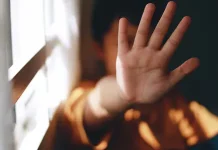 പതിനേഴുകാരനെ പീഡിപ്പിച്ചതായി പരാതി; യുവതിക്കെതിരെ പോക്സോ കേസ്